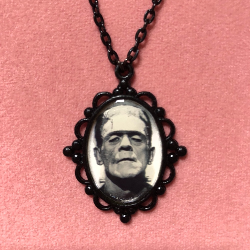 Classic Horror Movie Frankenstein Monster Black Metal Pendant Necklace Hot Topic - Picture 5 of 5